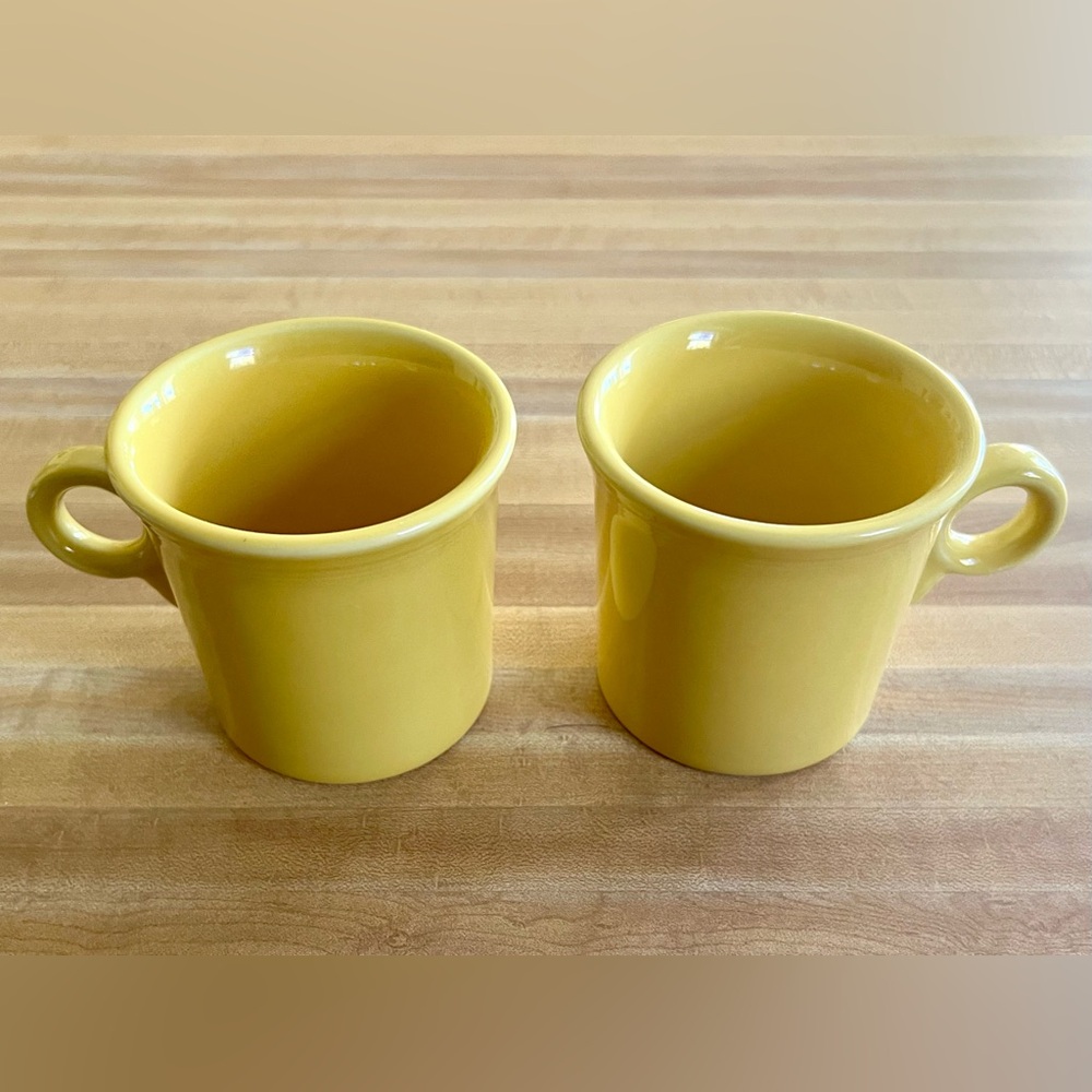 Fiestaware Sunflower Yellow Tom & Jerry Ring Handle Mugs Set of 2 EUC